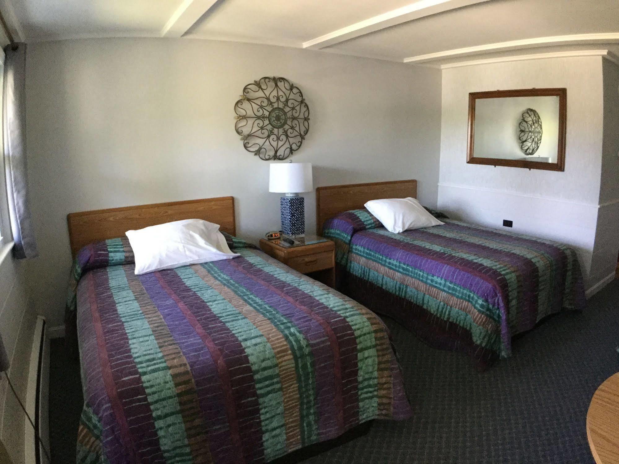 Bay Top Motel Weirs Beach Dış mekan fotoğraf