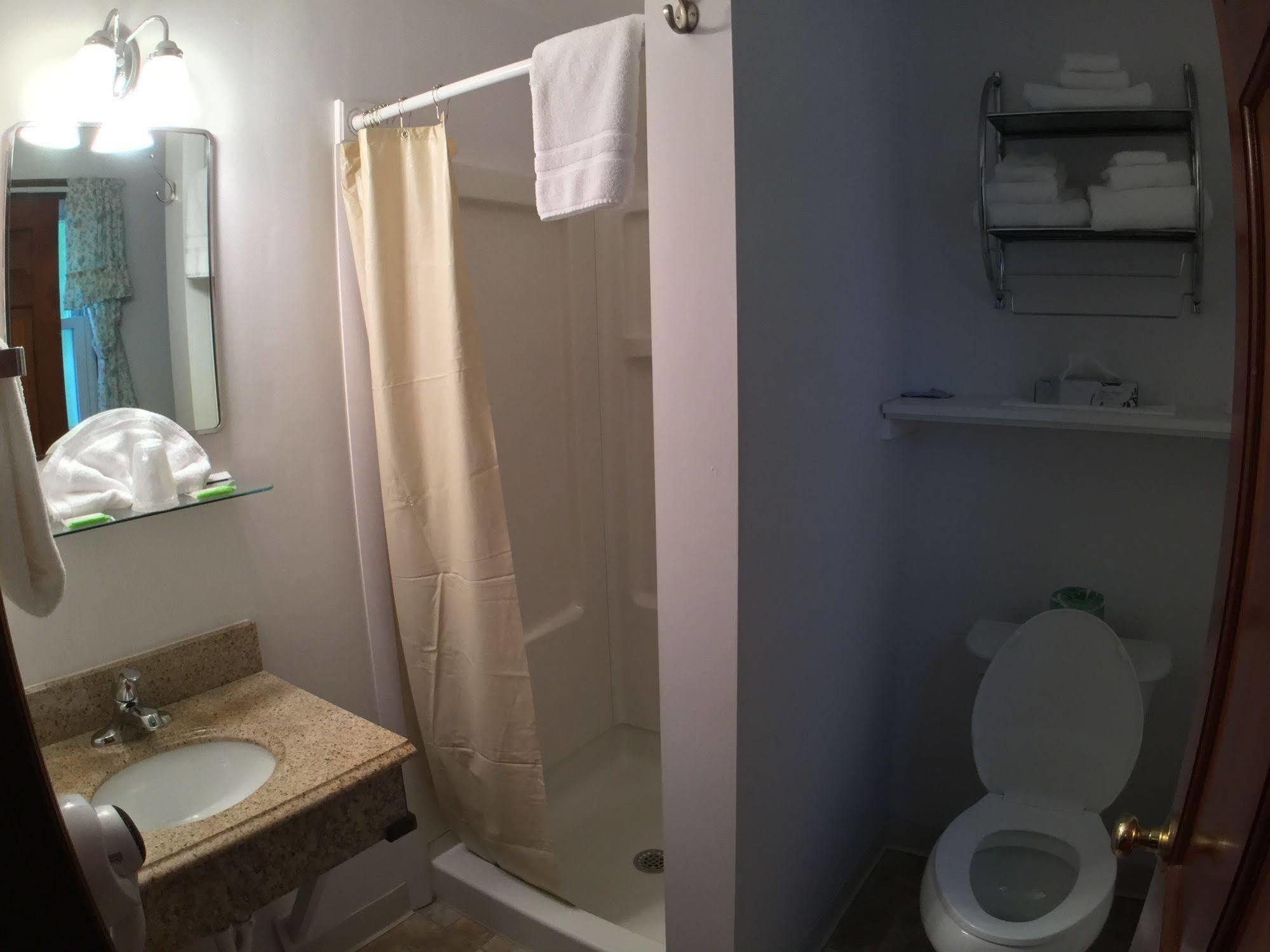 Bay Top Motel Weirs Beach Dış mekan fotoğraf