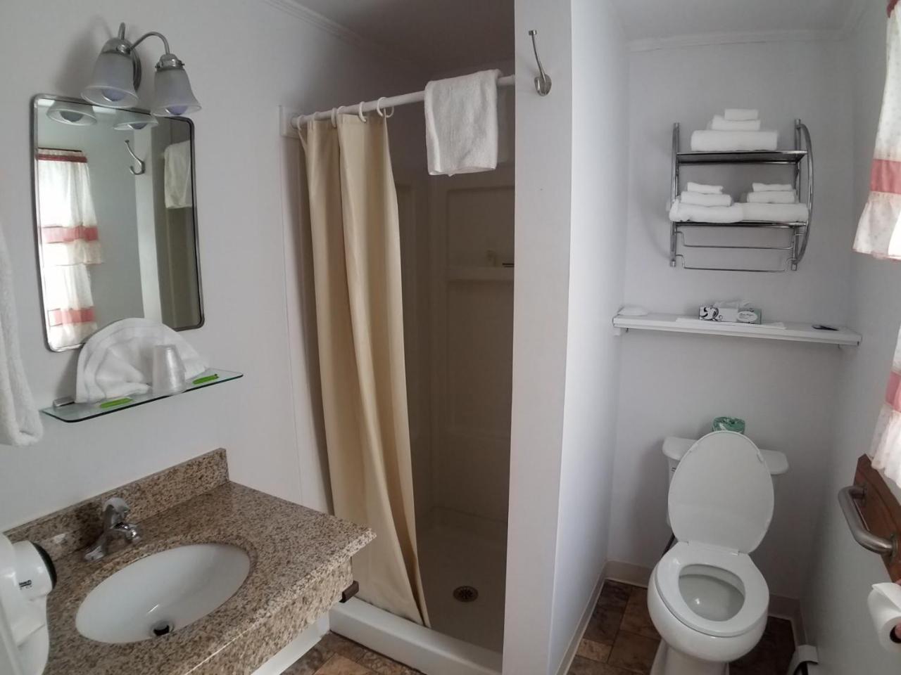 Bay Top Motel Weirs Beach Dış mekan fotoğraf
